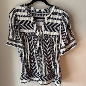 Old Navy top size Large